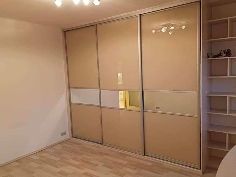 Spacious Modern 3 Bedroom Aparment Praag