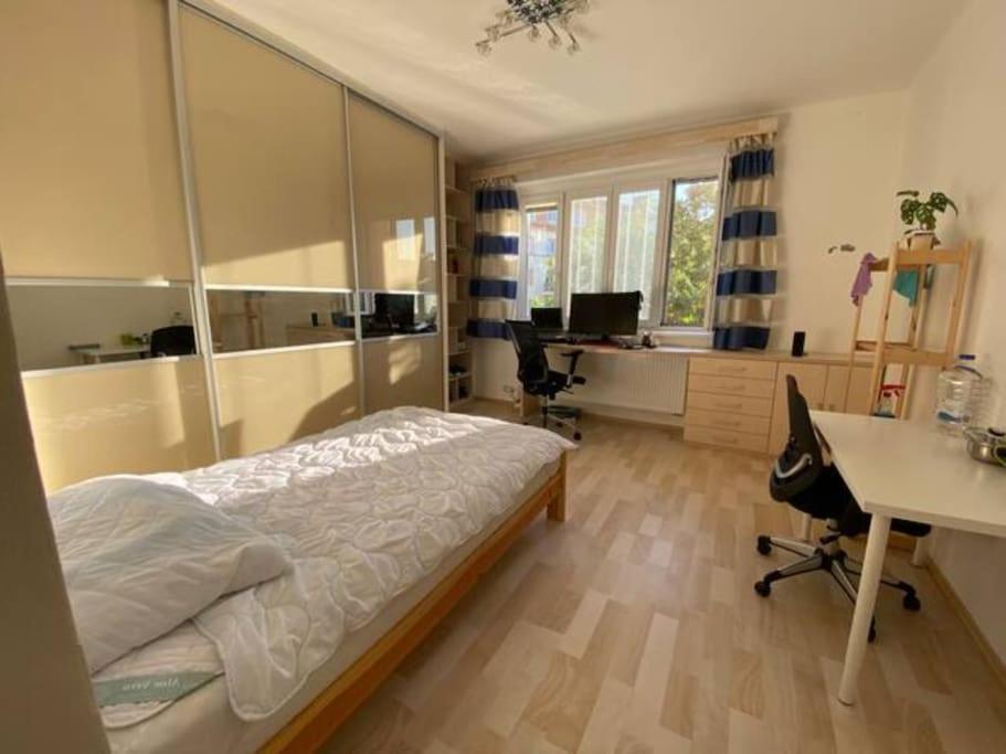 Appartement Spacious Modern 3 Bedroom Aparment Praag