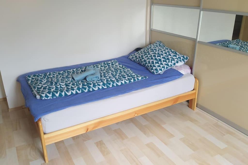 Spacious Modern 3 Bedroom Aparment Appartement Praag